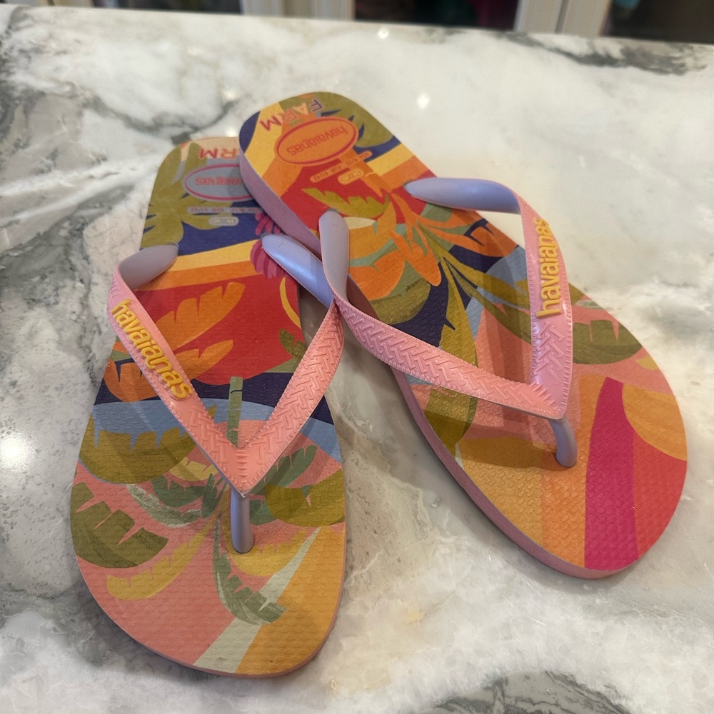 Havaianas Tropical Multicolor Flip Flops